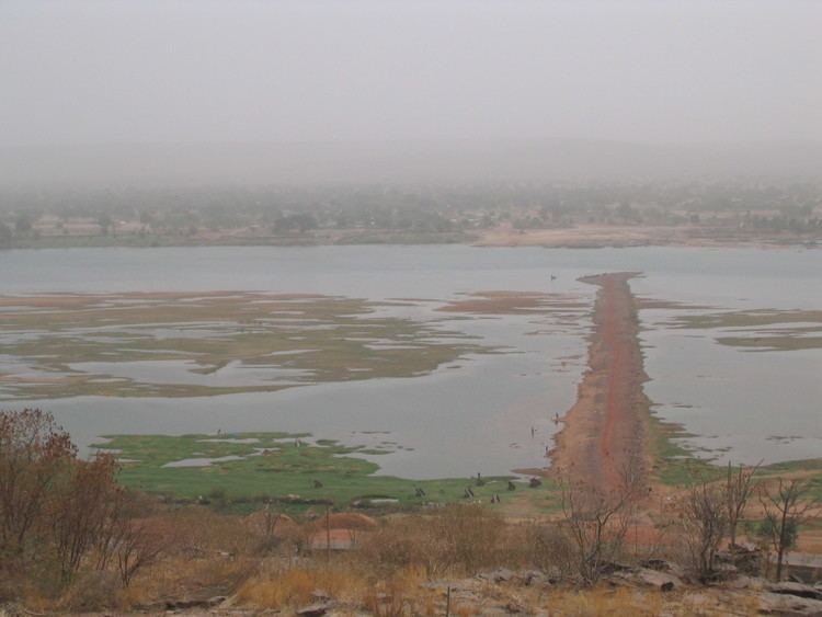Niger River httpsuploadwikimediaorgwikipediacommonscc