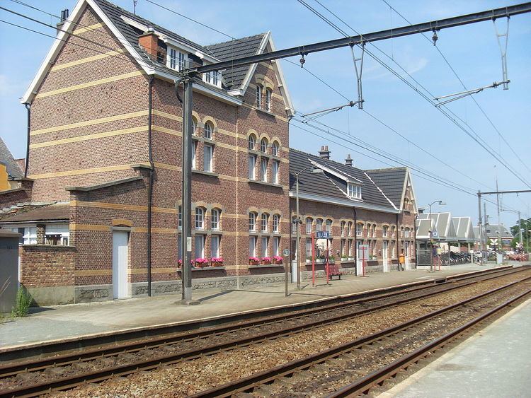 Nijlen railway station