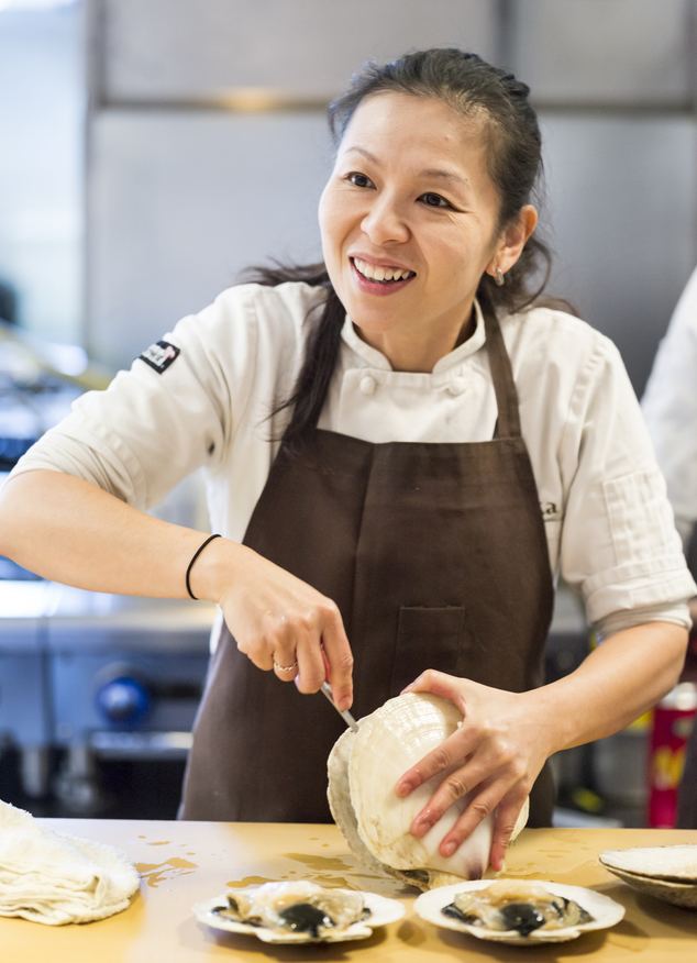 Niki Nakayama Niki Nakayama takes kaiseki center stage in Chefs Table Daily