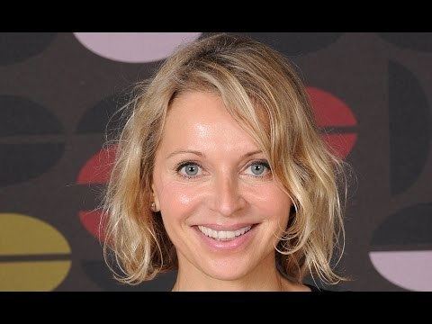 Nikki Bedi Nikki Bedi handing over to Eddie Nestor YouTube