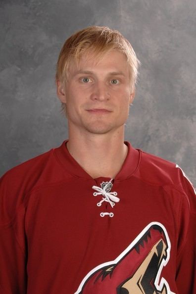 Niko Kapanen Niko Kapanen Pictures 2007 NHL Headshots Zimbio