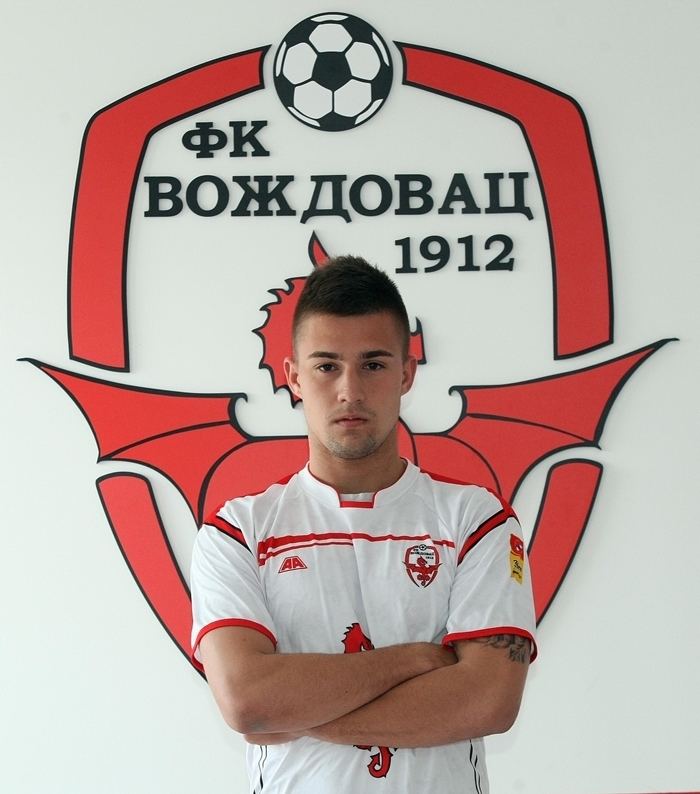 Nikola Karaklajić (footballer) Nikola Karaklaji za BUTASPORTRS Ne znam zato mi Lalatovi nije