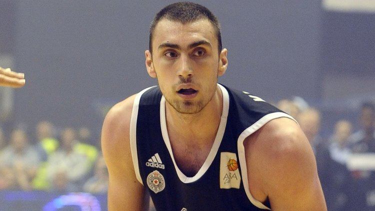 Nikola Milutinov Nikola Milutinov o Parizanu i NBA ligi Mondo Sport