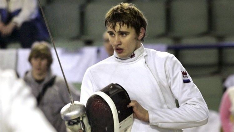 Nikolai Novosjolov Novosjolov Knocked Out of Olympic Fencing Competition