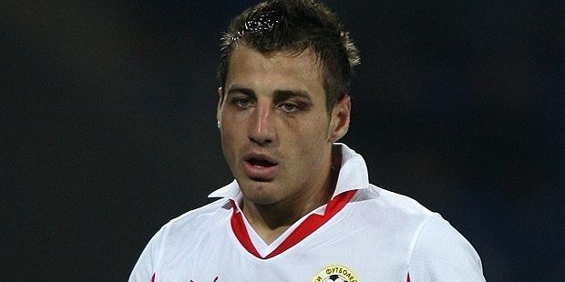 Nikolay Bodurov Bulgarian defender Bodurov joins Fulham West London Sport