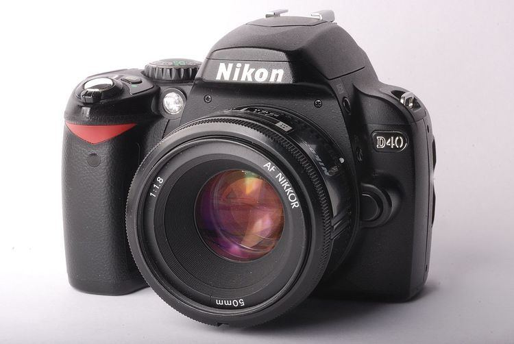 Nikon D40