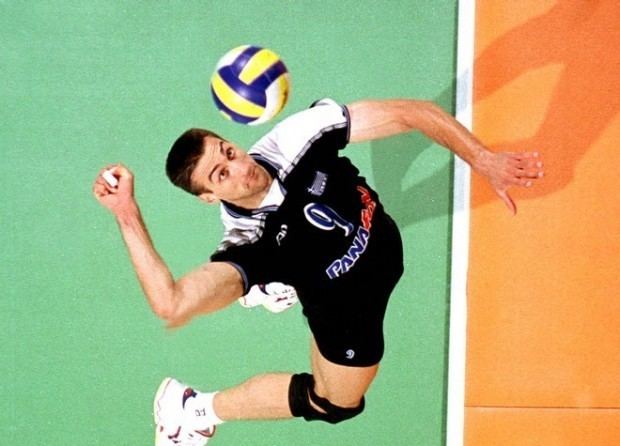 Nikos Samaras Greek Volleyball Player Nikos Samaras Dies from Aneurysm