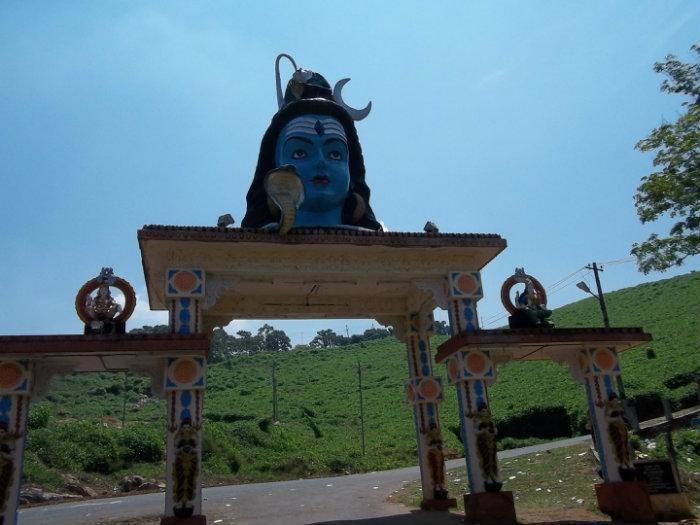 Nilakkal Lord Shiva statue upon arch gate Nilakkal