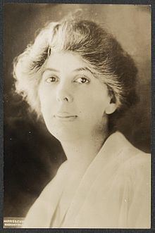 Nina E. Allender httpsuploadwikimediaorgwikipediacommonsthu