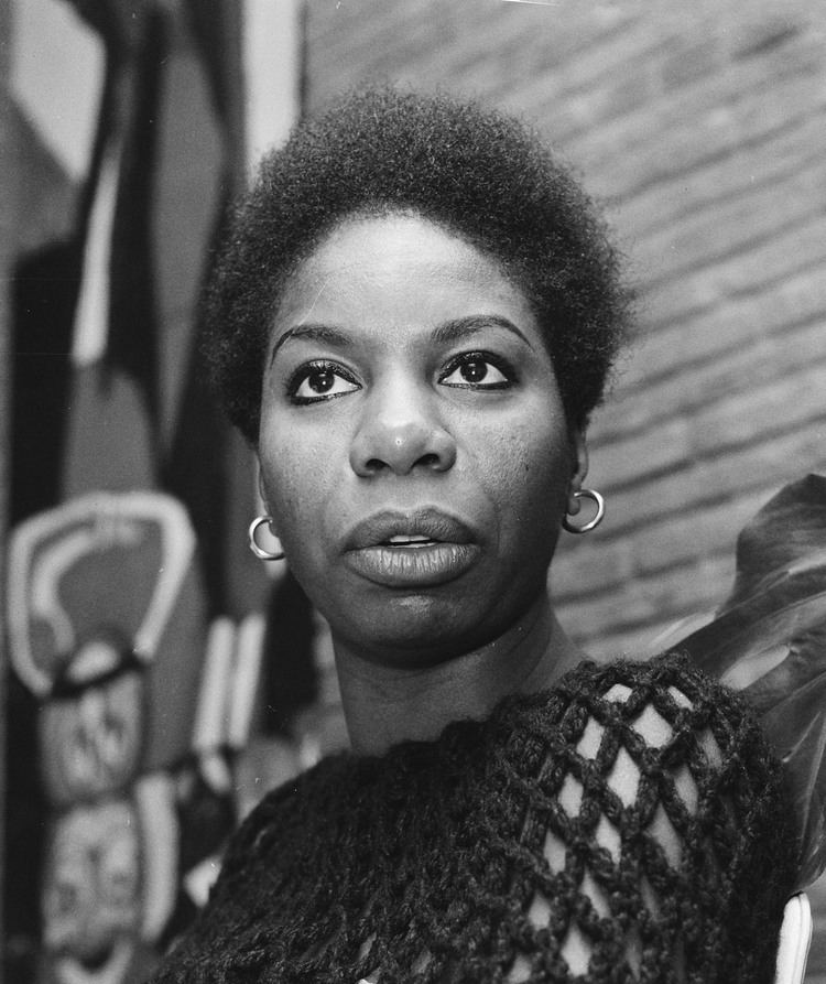 Nina Simone httpsuploadwikimediaorgwikipediacommons77