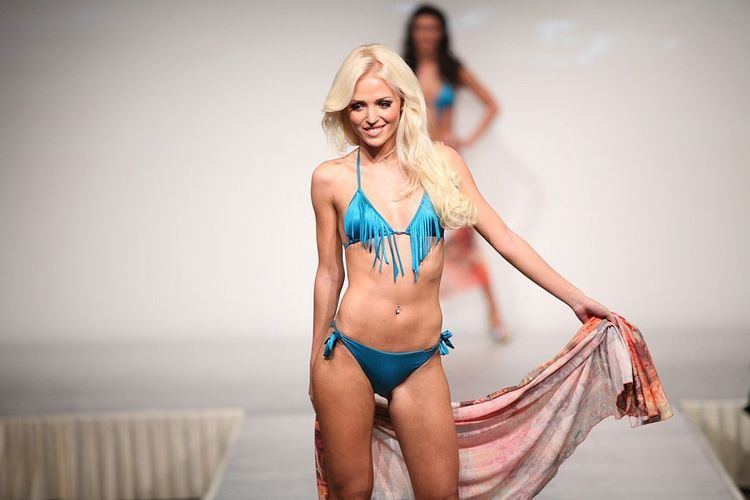 Nina Đurđević Legally39 Blonde Nina urevi Slovenian Miss Universe Prvi