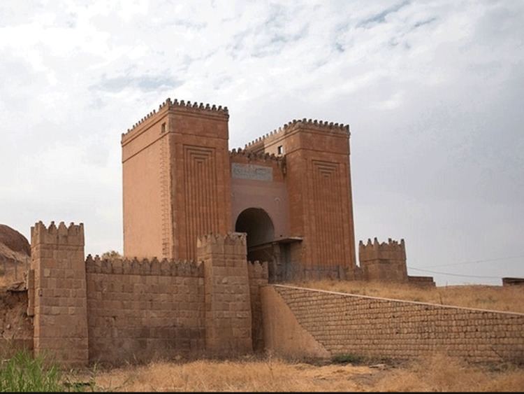 Nineveh Isis destroys gates to ancient city of Nineveh near Mosul The