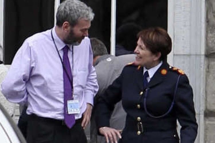 Nóirín O'Sullivan Noirin O39Sullivan should step down from Garda Commissioner race