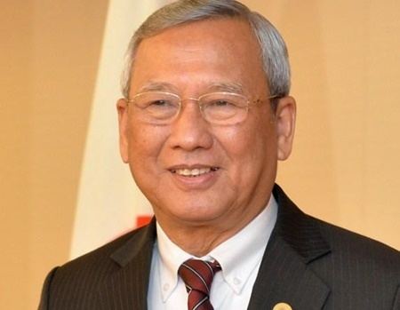 Niwatthamrong Boonsongpaisan Menteri Perdagangan Thailand NBoonsongpaisan diangkat