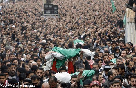 Nizar Rayan Bodies of Hamas leader39s children paraded as group
