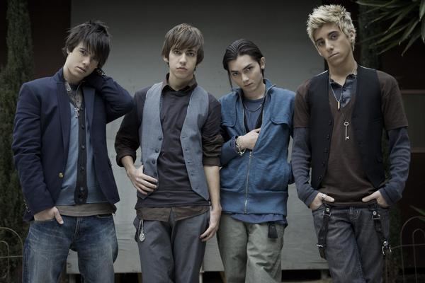 NLT (band) Glee Stars Before They Were Famous Flavorwire
