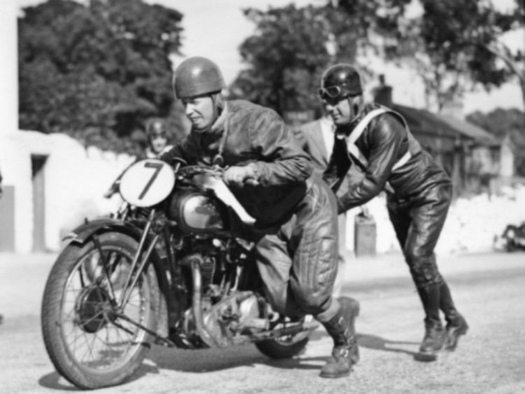 No Limit (1935 film) No Limit 1935 Moto Movie Review RideApart