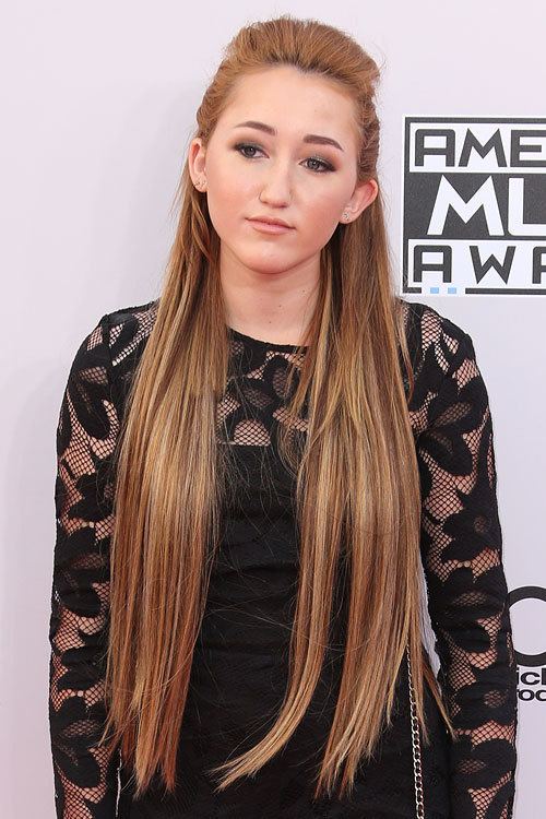 Noah Cyrus Noah Cyrus Clothes amp Outfits Steal Her Style