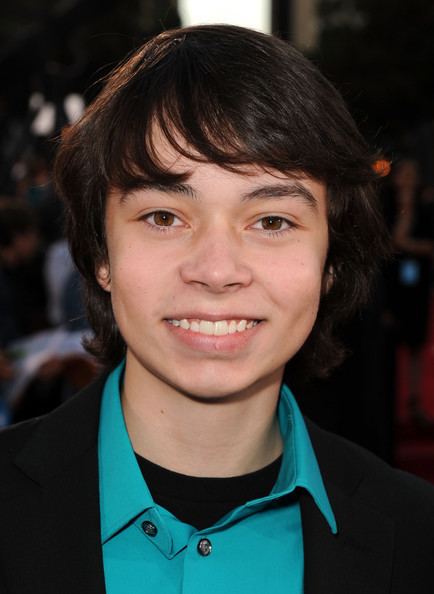 Noah Ringer Noah Ringer Photos Premiere Of Universal Pictures