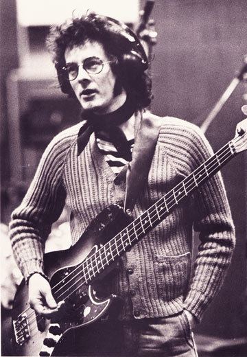 Noel Redding wwwnoelreddingnetgfxnoelreddingwithBassjpg