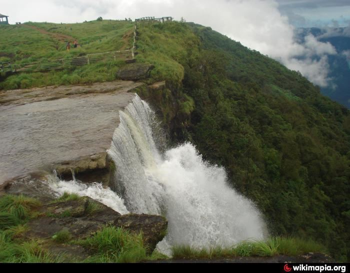 Nohsngithiang Falls Falls