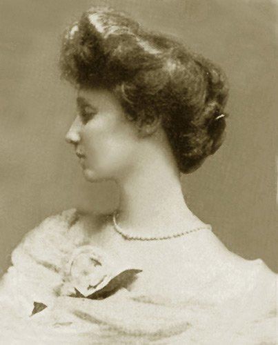 Noël Leslie, Countess of Rothes Lucy Nol Martha Countess of Rothes Titanic Survivor