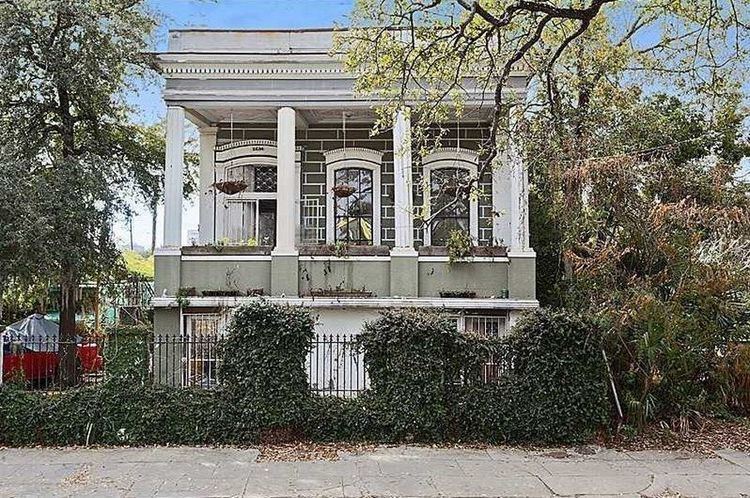 Nola art house NOLA Art House amp Insane Tree House Just Listed For 475K Curbed