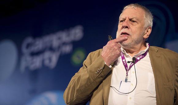 Nolan Bushnell Nolan Bushnell Biography Pictures and Facts