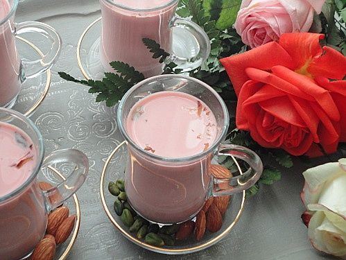 Noon chai Sheer39 chai or 39noon39 chai from Kashmir Pink and salty Very