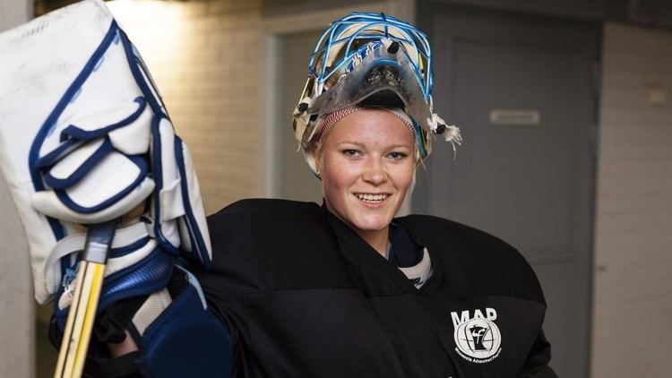 Noora Raty This Trailblazing Woman Just Made Hockey History in Finland