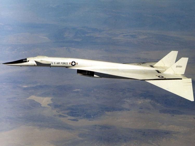 North American XB-70 Valkyrie Palm Flying North American XB70 Valkyrie