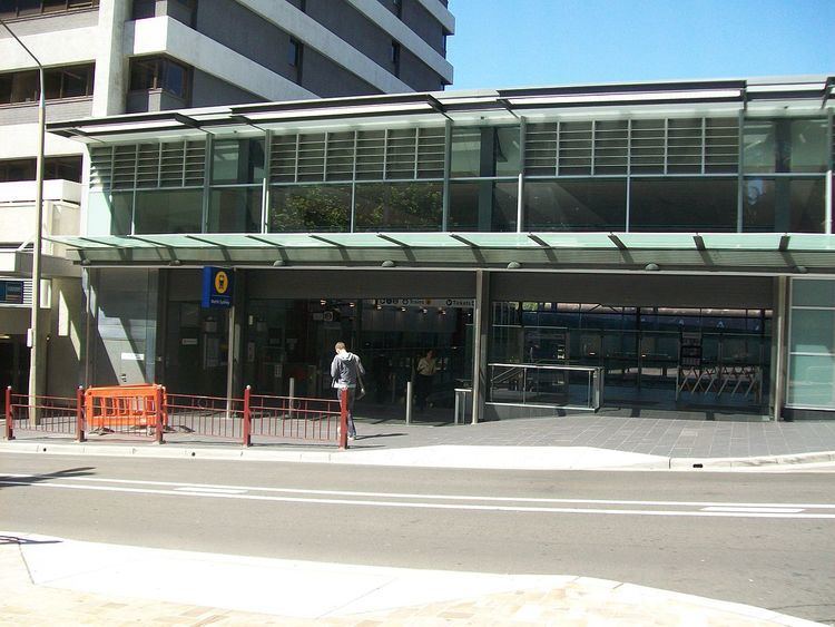 North Sydney railway station