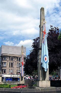 Northampton War Memorial httpsuploadwikimediaorgwikipediacommonsthu