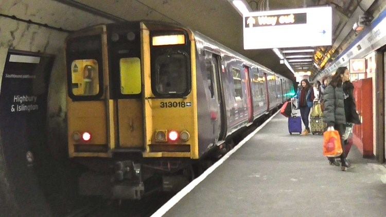 Northern City Line Great Northern Class 313s On The Northern City Line Wednesday 3rd