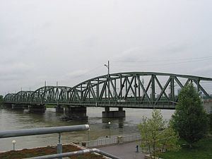 Northern Railway Bridge httpsuploadwikimediaorgwikipediacommonsthu