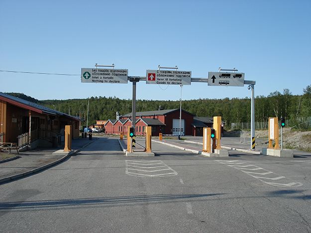 Norway–Russia border NorwayRussia border short stretch long history The Norwegian