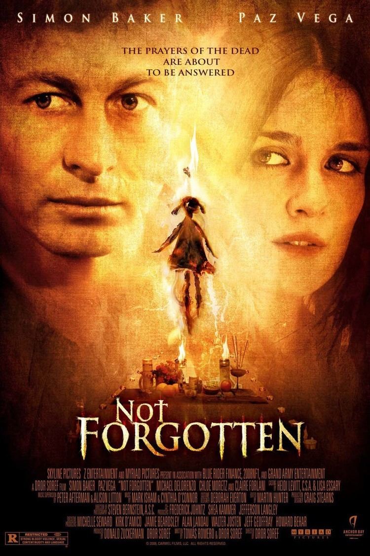 Not Forgotten (film) wwwgstaticcomtvthumbmovieposters3515325p351