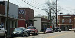 Notasulga, Alabama httpsuploadwikimediaorgwikipediacommonsthu