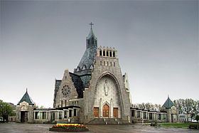 Notre-Dame-du-Cap Basilica Basilique NotreDameduCap Wikipdia