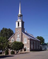 Notre-Dame-du-Portage, Quebec httpsuploadwikimediaorgwikipediacommonsthu