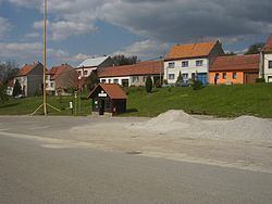 Nová Lhota (Hodonín District) httpsuploadwikimediaorgwikipediacommonsthu