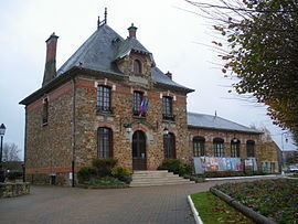 Nozay, Essonne httpsuploadwikimediaorgwikipediacommonsthu