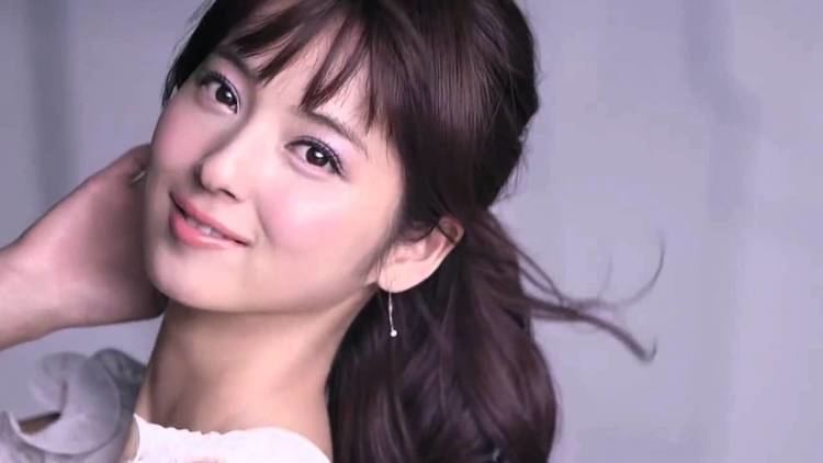 Nozomi Sasaki (model) Nozomi Sasaki Kao Aube couture commercial YouTube