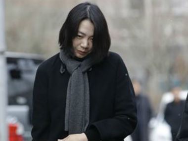 Nut rage incident Nut rage incident Trial of Korean Air heiress begins
