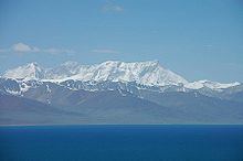 Nyenchen Tanglha Mountains httpsuploadwikimediaorgwikipediacommonsthu