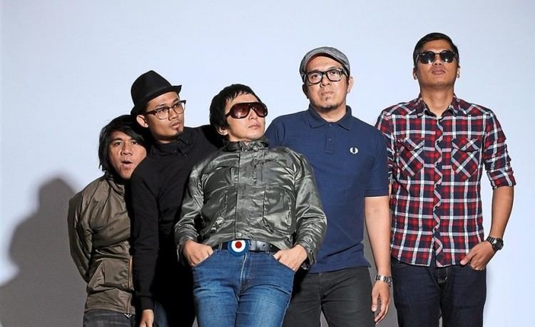 OAG (band) How a longtime fan convinced Radhi to revive OAG Star2com