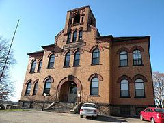 Oakdale, Pennsylvania httpsuploadwikimediaorgwikipediacommonsthu