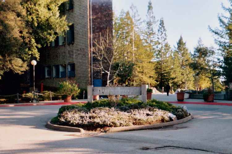 Oakes College