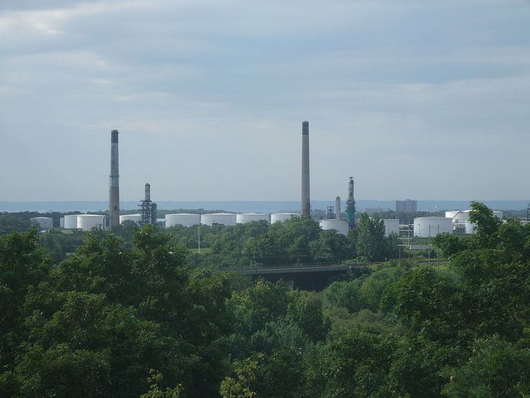 Oakville Refinery (Petro-Canada) httpsuploadwikimediaorgwikipediacommonsthu