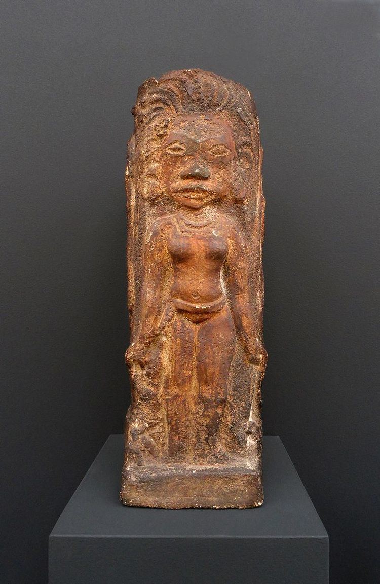 Objet décoratif carré avec dieux tahitiens